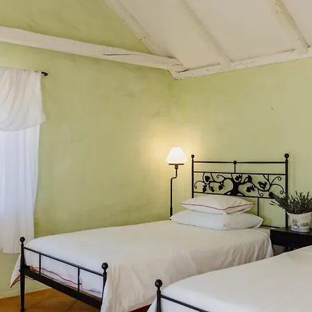 Outstanding Hvar 4 Bedrooms Dvori Pogled Tennis Court