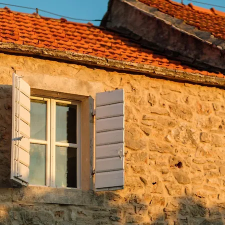 וילה Outstanding Hvar 4 Bedrooms Dvori Pogled Tennis Court *